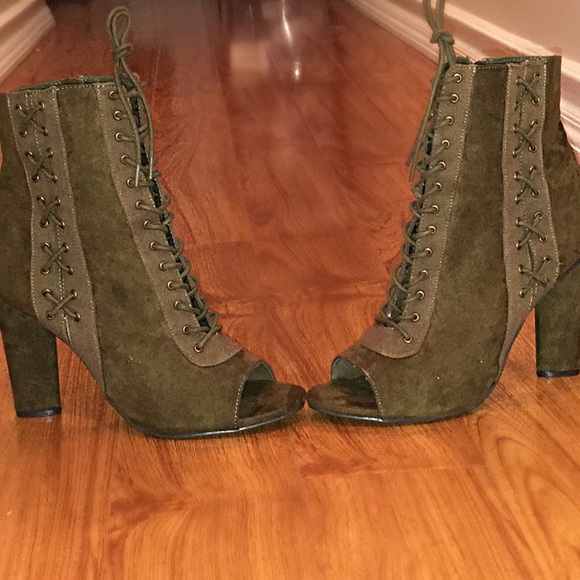 Rainbow Shoes - Open toe High Hill Lace Up Booties